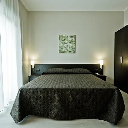 Guest House Residence Bed and Breakfast Μεσίνα