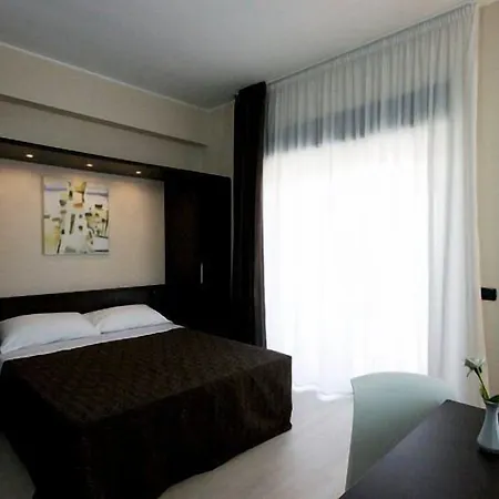 Bed and Breakfast Guest House Residence Μεσίνα
