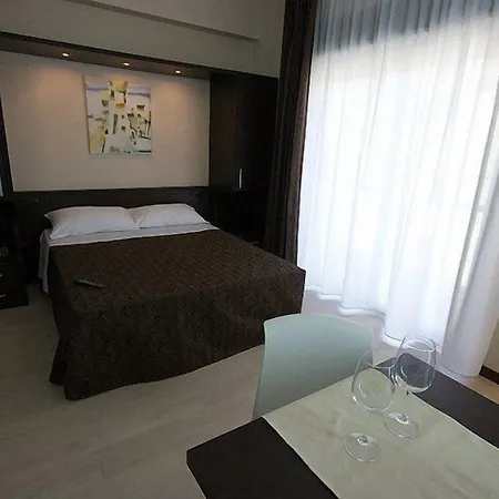 Guest House Residence 4*