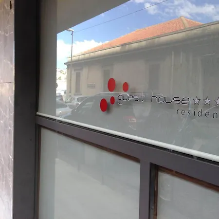 לינה וארוחת בוקר Guest House Residence מסינה