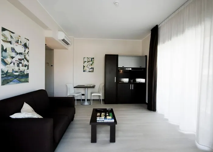 לינה וארוחת בוקר Guest House Residence מסינה