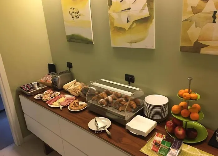 לינה וארוחת בוקר Guest House Residence 4*