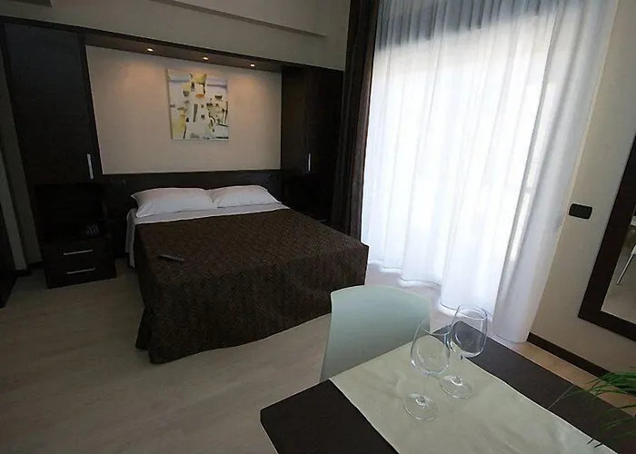 Guest House Residence 4*